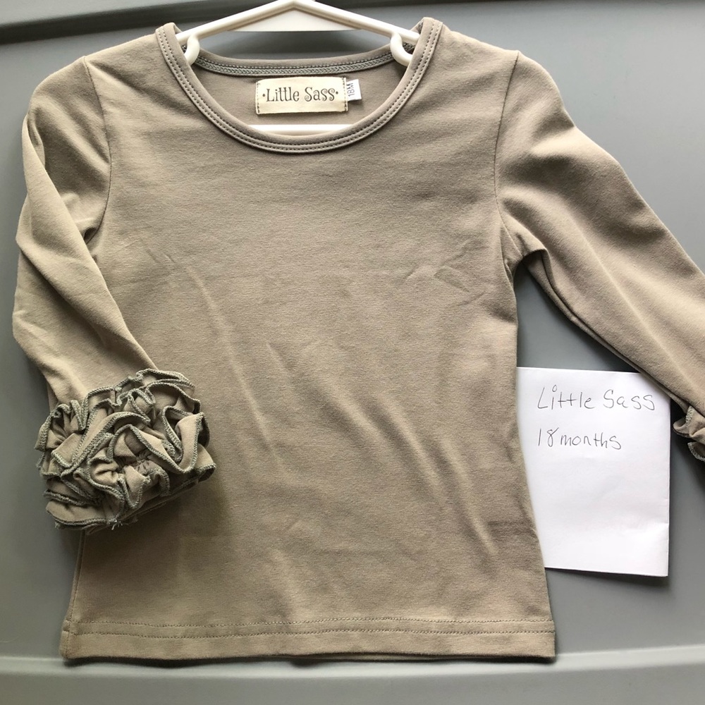 Little Sass Boutique Ruffle Sleeve Top 18 Months